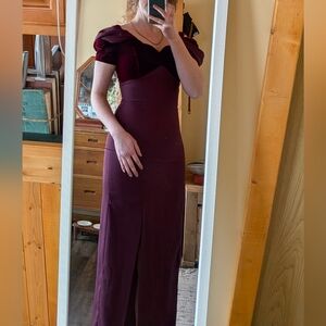 Nu-mode Vintage Elegant Burgundy Evening Dress
